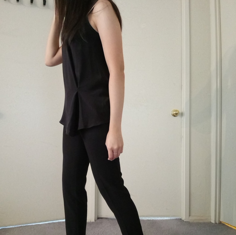 NWOT Club Monaco 100% Silk Black Sleeveless Blouse